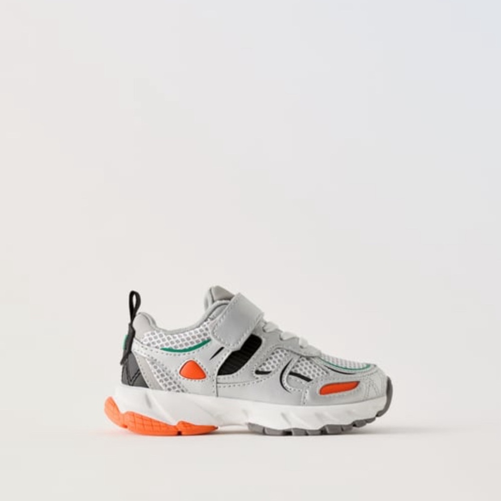 Zara Kids Mesh Sneakers Brand New size 5.5 unisex